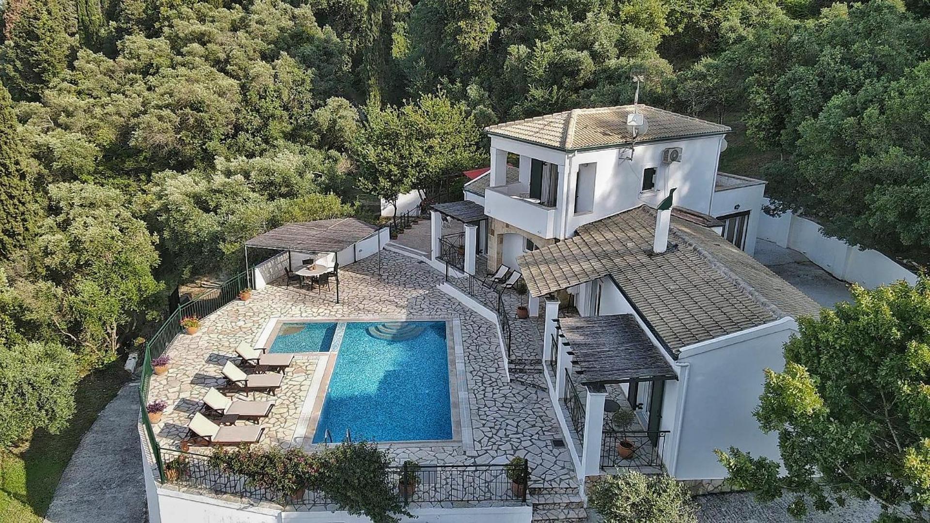 Villa Boukari Chlomos Zewnętrze zdjęcie